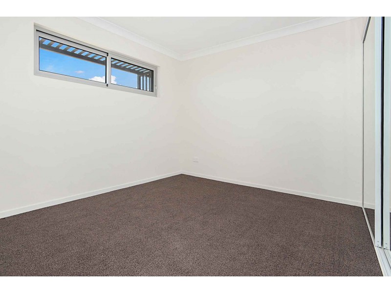 42 Curwen Terrace, Chermside QLD 4032