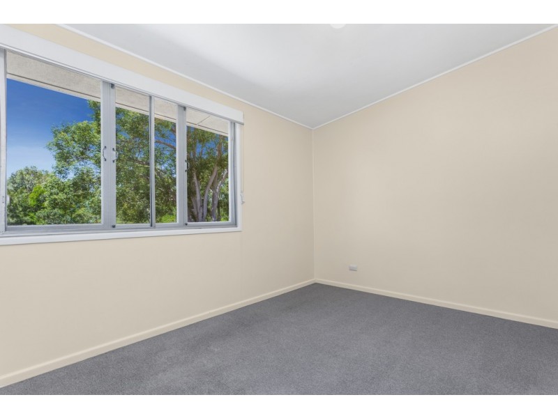 18 Zephyr Street, Aspley QLD 4034