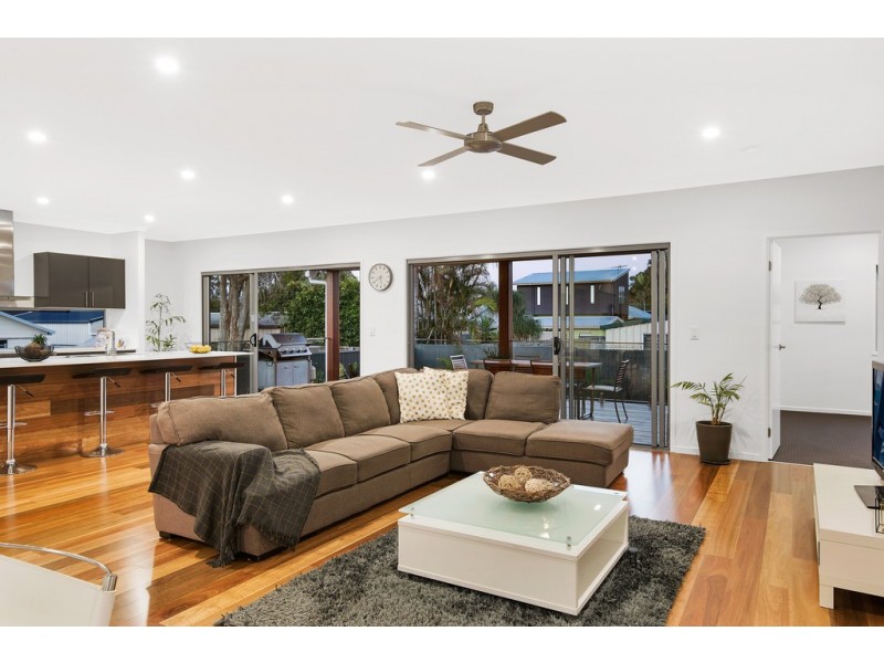 102 Queenstown Avenue, Boondall QLD 4034