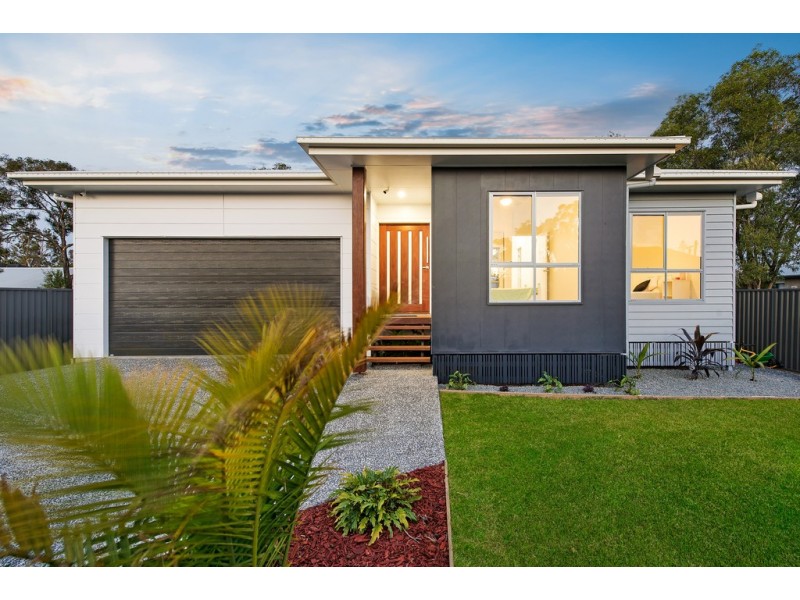 102 Queenstown Avenue, Boondall QLD 4034