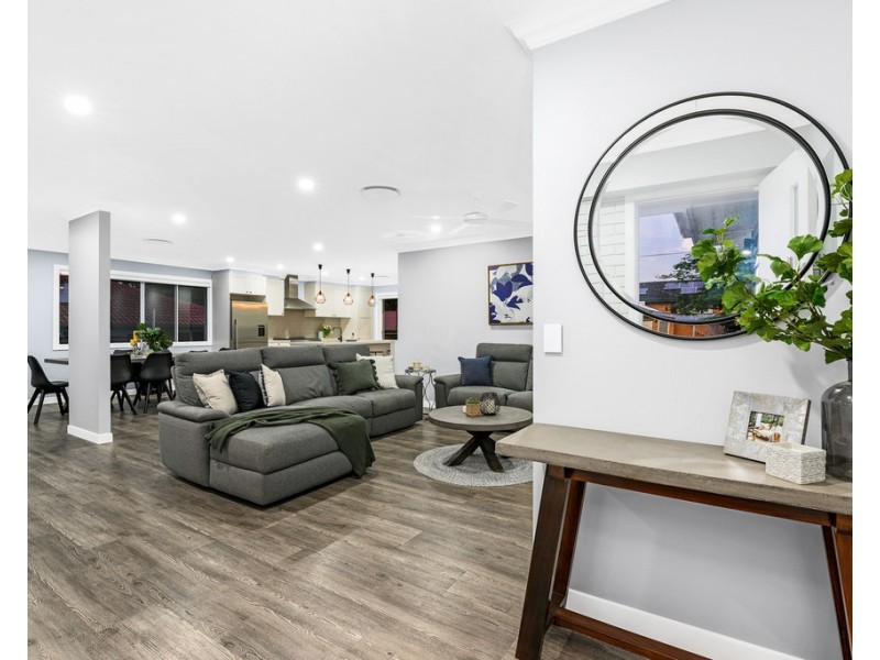6 Safari Street, Chermside West QLD 4032