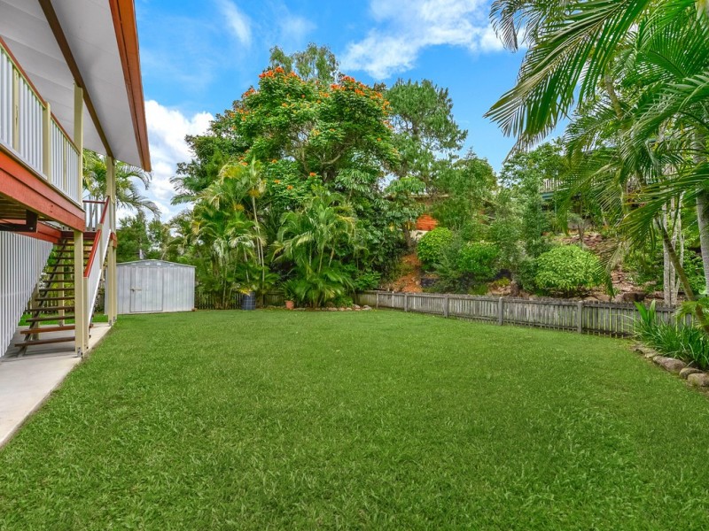 35 Teenan Street, Ferny Hills QLD 4055