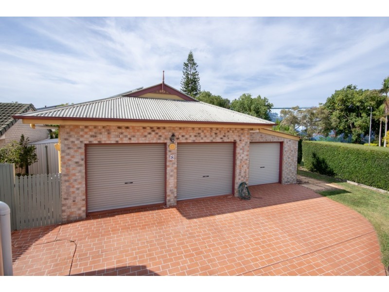 8 Bloodwood Court, Rothwell QLD 4022