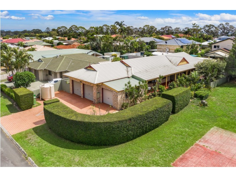 8 Bloodwood Court, Rothwell QLD 4022