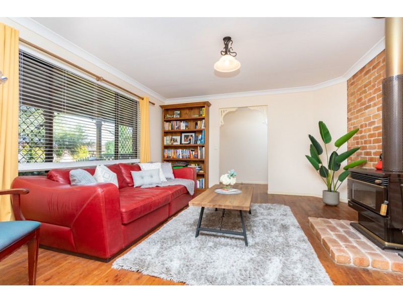 8 Bloodwood Court, Rothwell QLD 4022