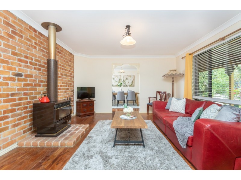 8 Bloodwood Court, Rothwell QLD 4022