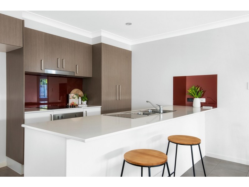 14 Lauren Circuit, Brighton QLD 4017