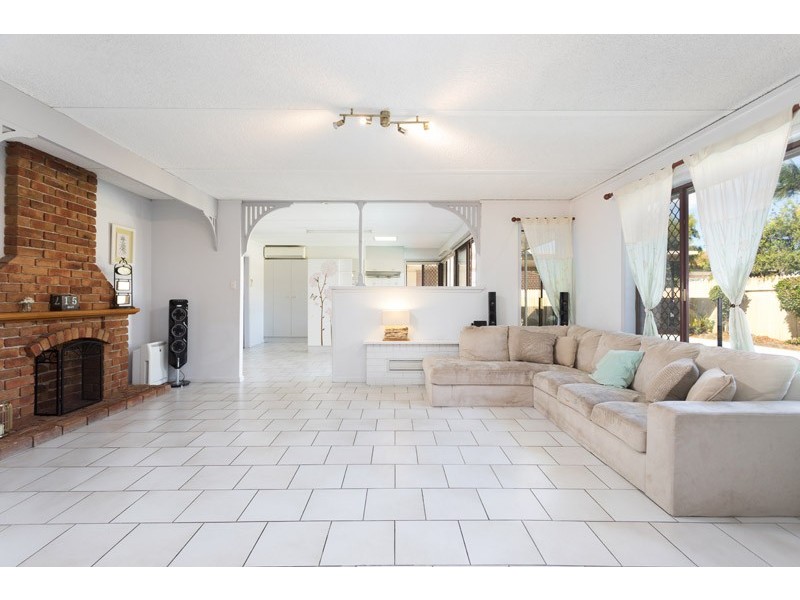 7 Ballinger Street, Chermside West QLD 4032