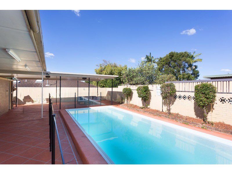 7 Ballinger Street, Chermside West QLD 4032