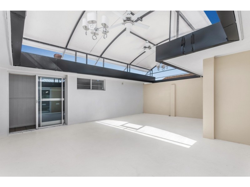 6 Sylvan Court, Kallangur QLD 4503