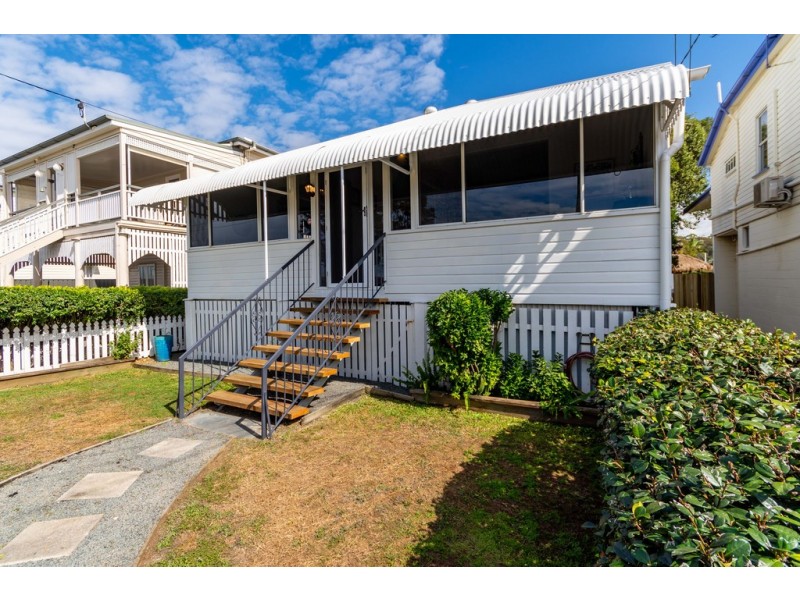 278 Flinders Parade, Sandgate QLD 4017
