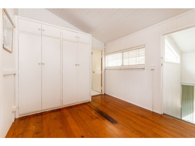 278 Flinders Parade, Sandgate QLD 4017