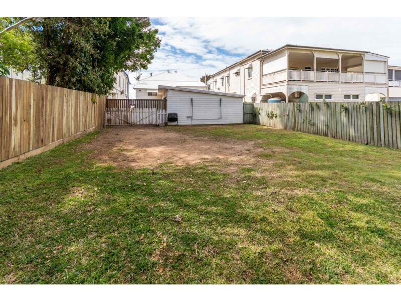 278 Flinders Parade, Sandgate QLD 4017