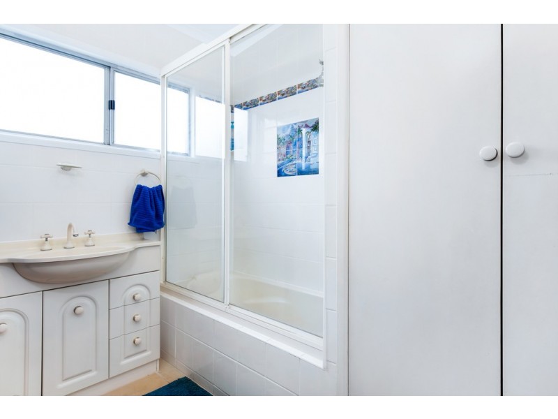 98 Normanhurst Road, Boondall QLD 4034