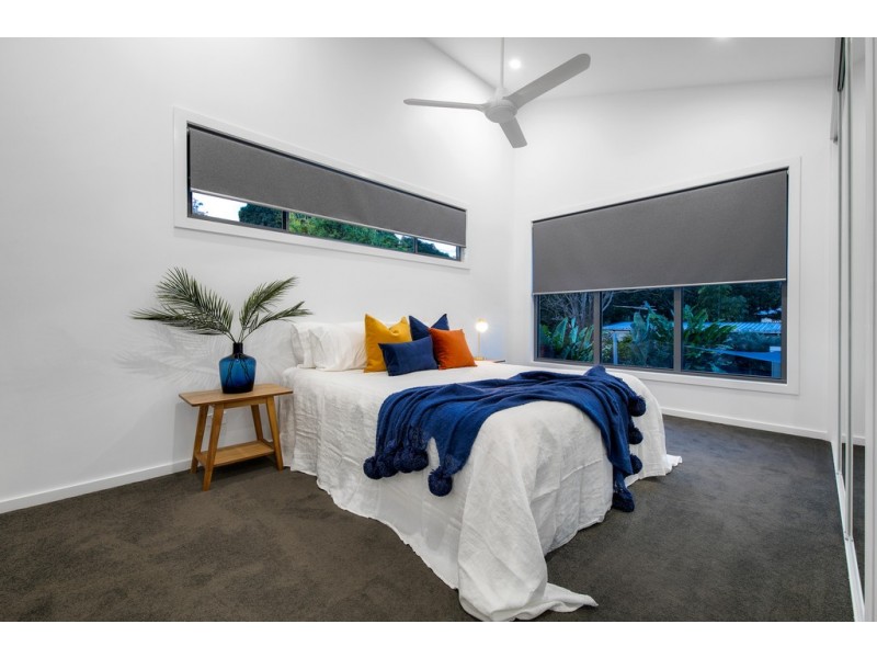 92 Nash Street, Sandgate QLD 4017