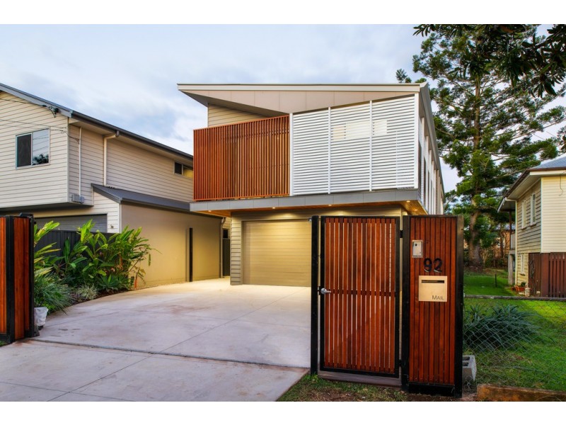 92 Nash Street, Sandgate QLD 4017