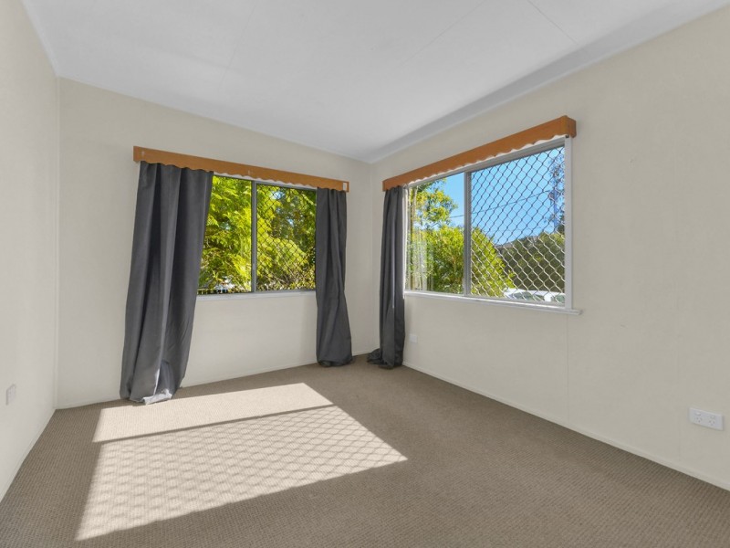 27 Mann Avenue, Northgate QLD 4013