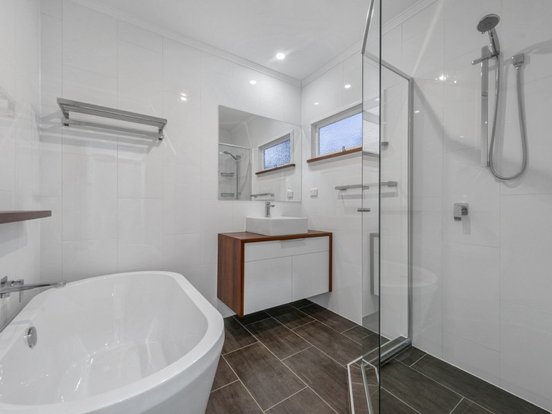 10 Frankit Street, Wavell Heights QLD 4012