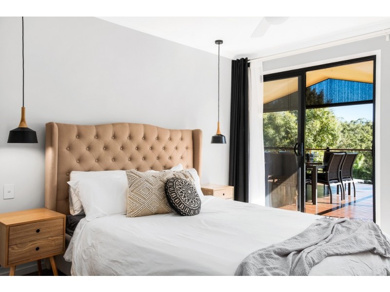 22 Talisman Court, Eatons Hill QLD 4037