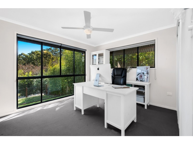 22 Talisman Court, Eatons Hill QLD 4037