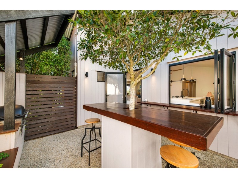 22 Talisman Court, Eatons Hill QLD 4037