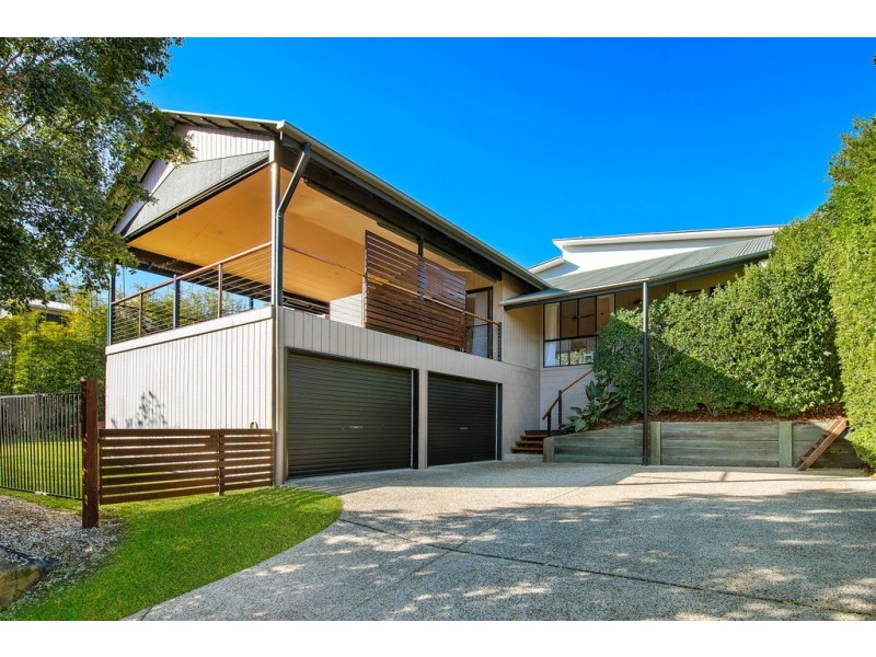 22 Talisman Court, Eatons Hill QLD 4037