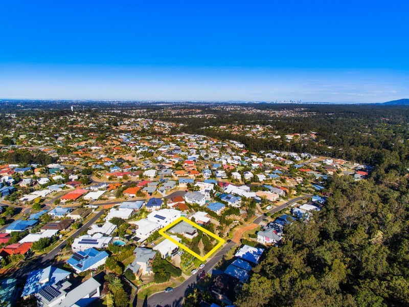 22 Talisman Court, Eatons Hill QLD 4037