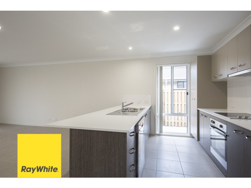 32 Vista Crescent, Pimpama QLD 4209