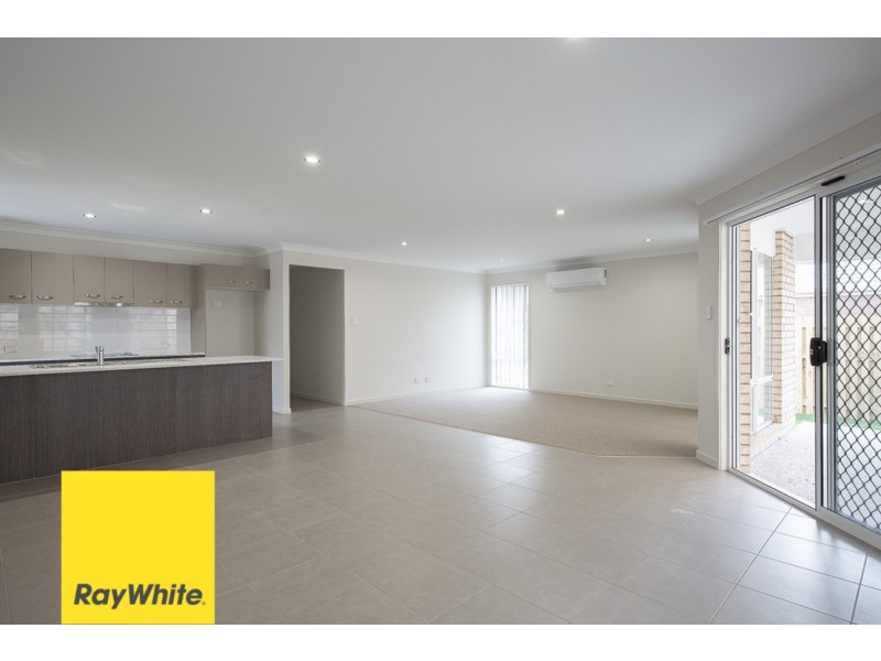 32 Vista Crescent, Pimpama QLD 4209