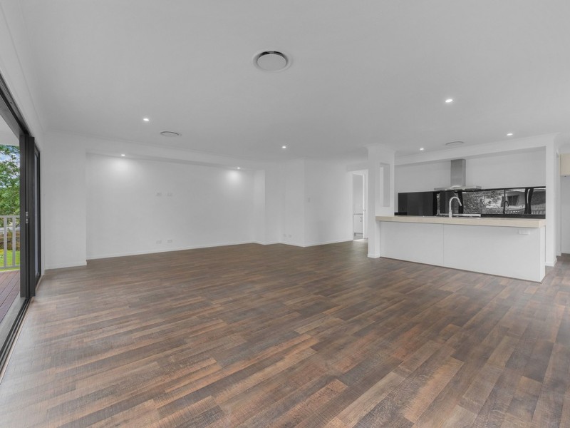 16A Kismet Street, Northgate QLD 4013
