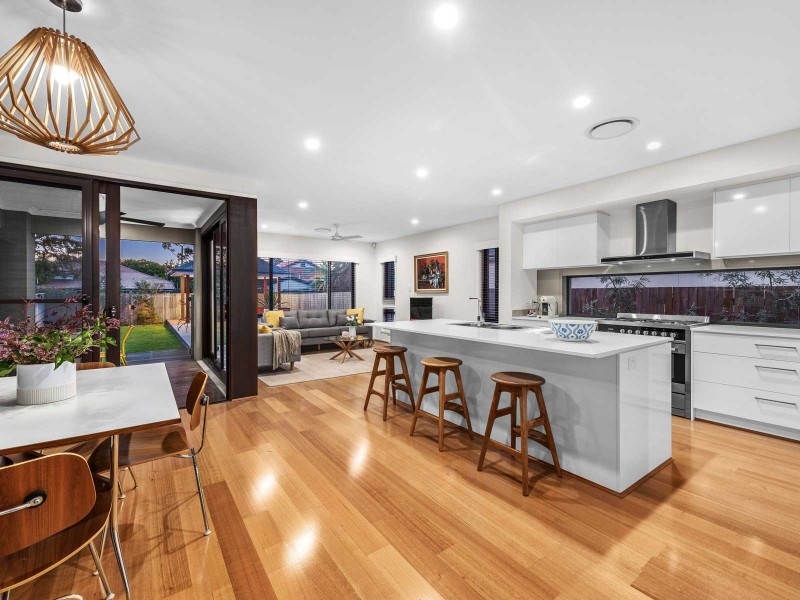 24 Larwill Avenue, Northgate QLD 4013