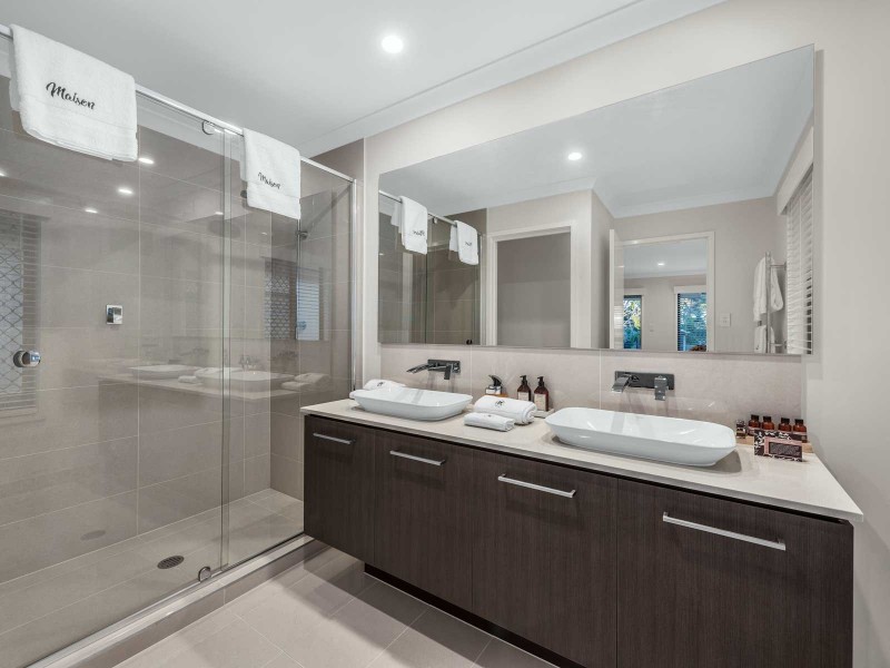 24 Larwill Avenue, Northgate QLD 4013