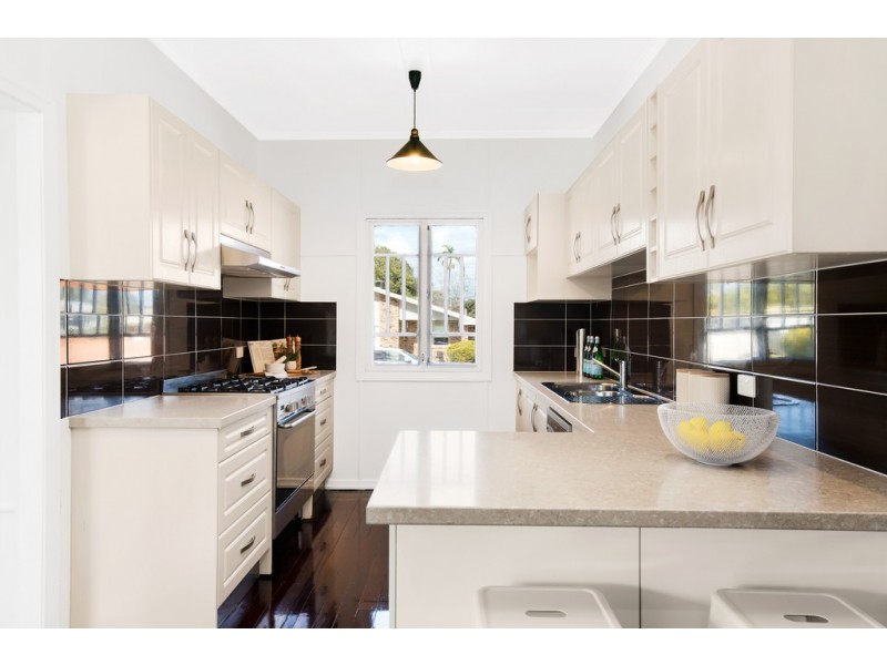 1 Chapman Court, Albany Creek QLD 4035