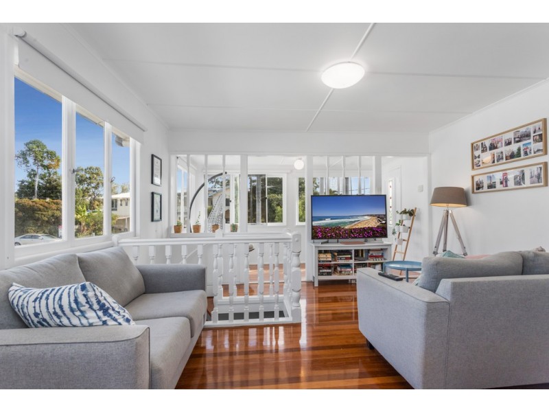 102A Landsboro Avenue, Boondall QLD 4034