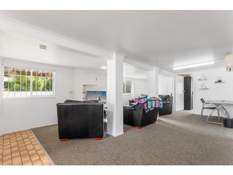 102A Landsboro Avenue, Boondall QLD 4034