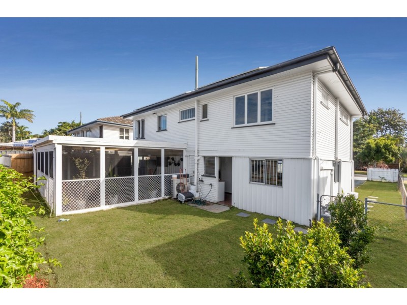 102A Landsboro Avenue, Boondall QLD 4034