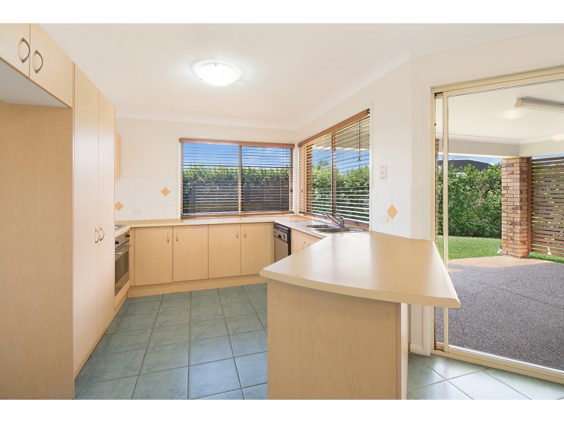 16 Hemlock Street, Warner QLD 4500