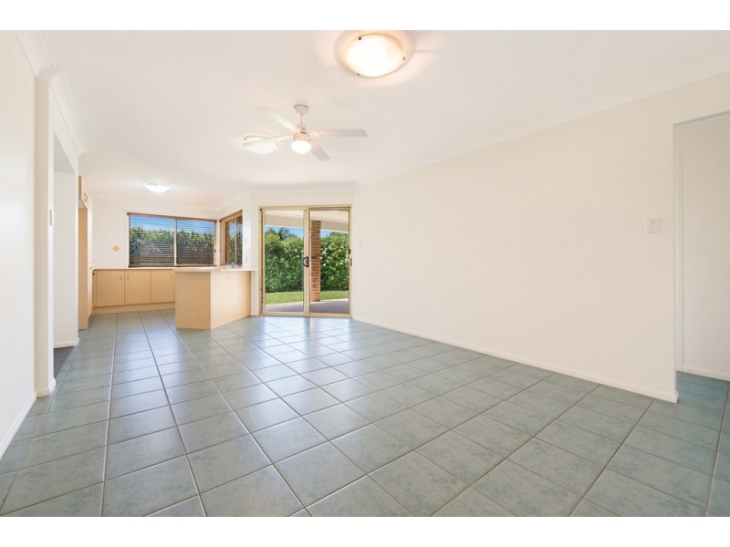 16 Hemlock Street, Warner QLD 4500