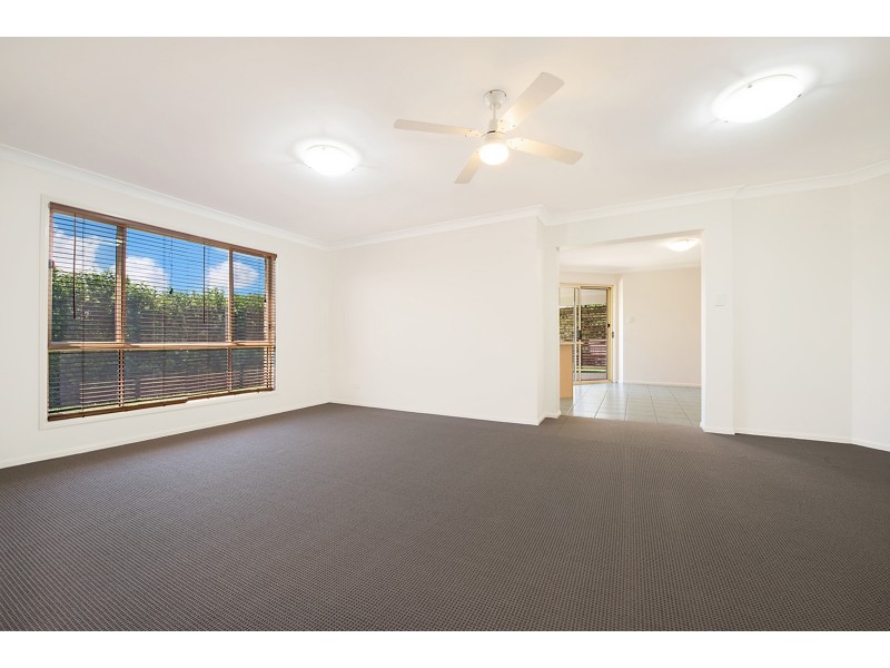 16 Hemlock Street, Warner QLD 4500