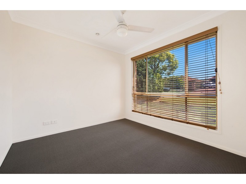 16 Hemlock Street, Warner QLD 4500