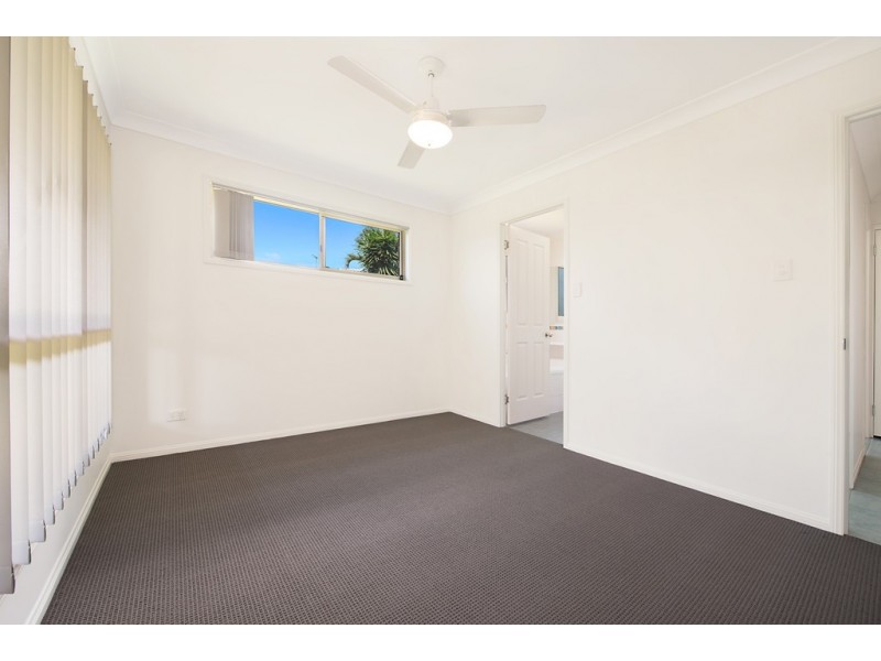 16 Hemlock Street, Warner QLD 4500