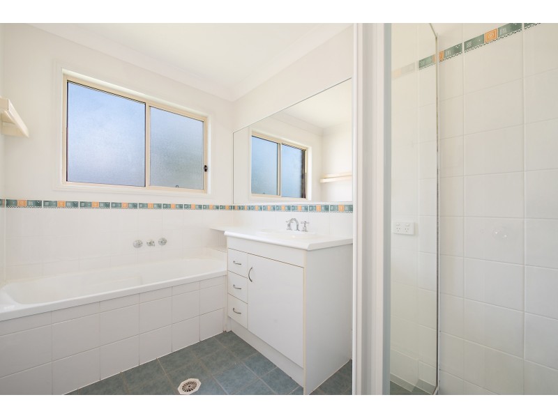 16 Hemlock Street, Warner QLD 4500