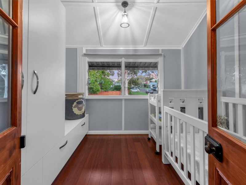 39 Seabreeze Road, Manly West QLD 4179