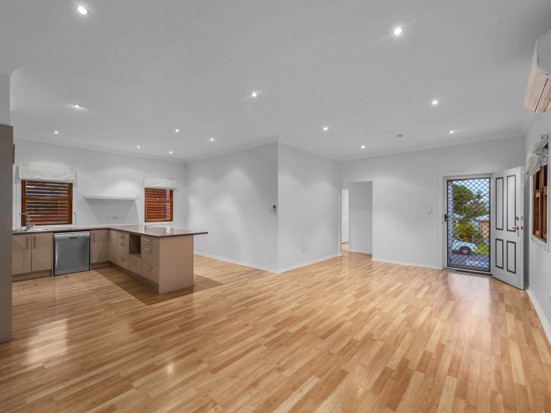 6 Mann Avenue, Northgate QLD 4013