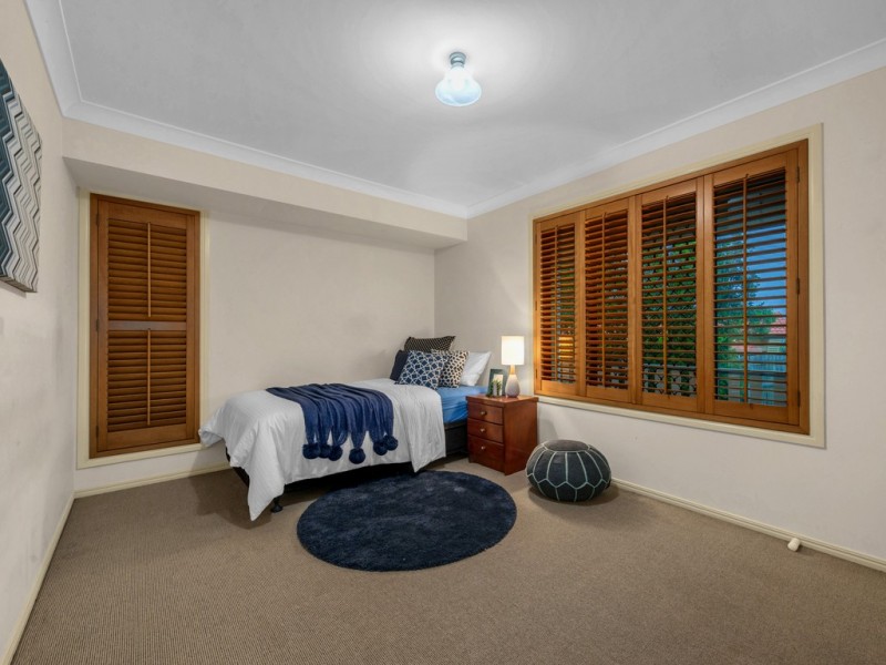 17 Meilland Court, Eatons Hill QLD 4037