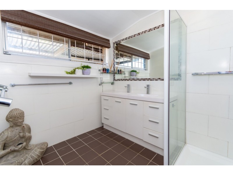 633 Trouts Road, Aspley QLD 4034