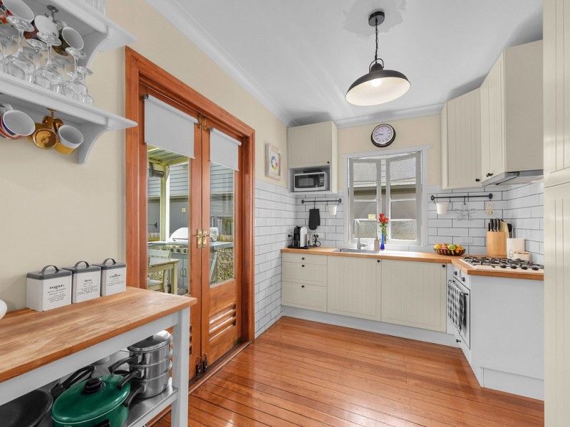 10 Junior Terrace, Northgate QLD 4013