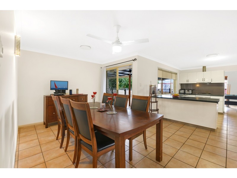 16 Castleroy Court, Albany Creek QLD 4035