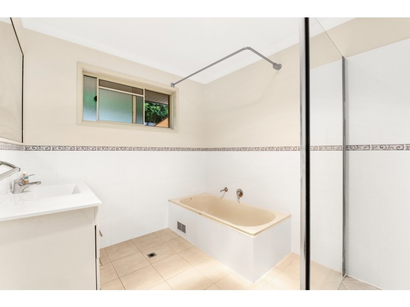 16 Castleroy Court, Albany Creek QLD 4035