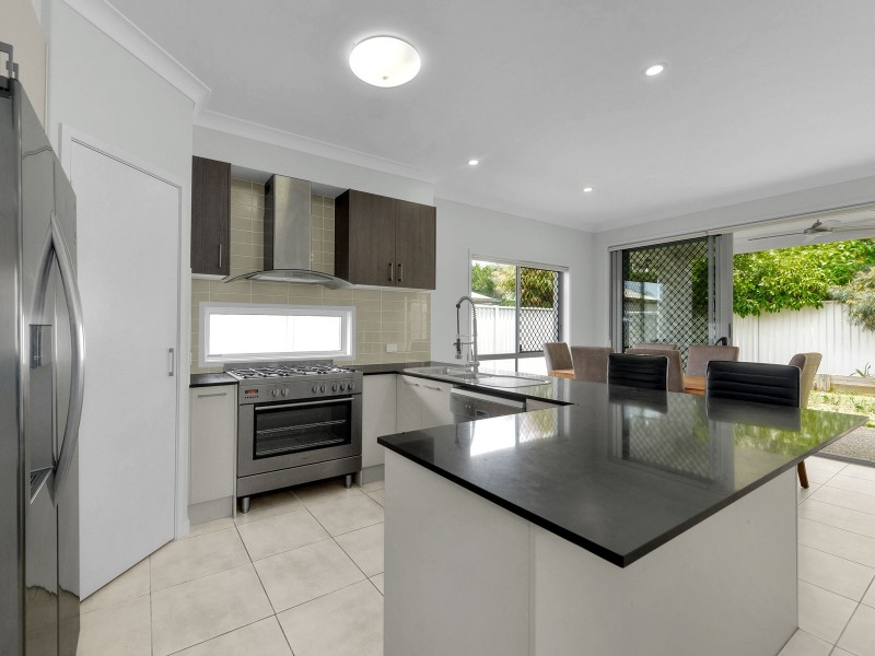 22 Aldritt Place, Bridgeman Downs QLD 4035